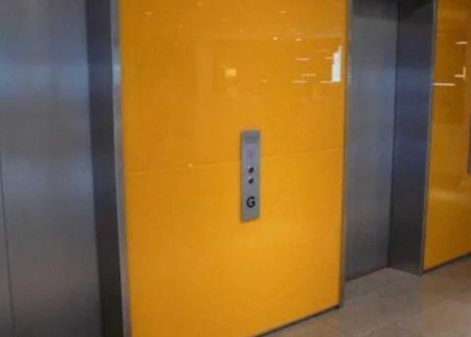 Back Painted Glass, Dubai – 6 mm Colored Tempered Glass Wall Panels, Seamless Back-Painted Kitchen Backsplash & Wardrobe Glass by INFOCUS Glass & Aluminium Works, UAE